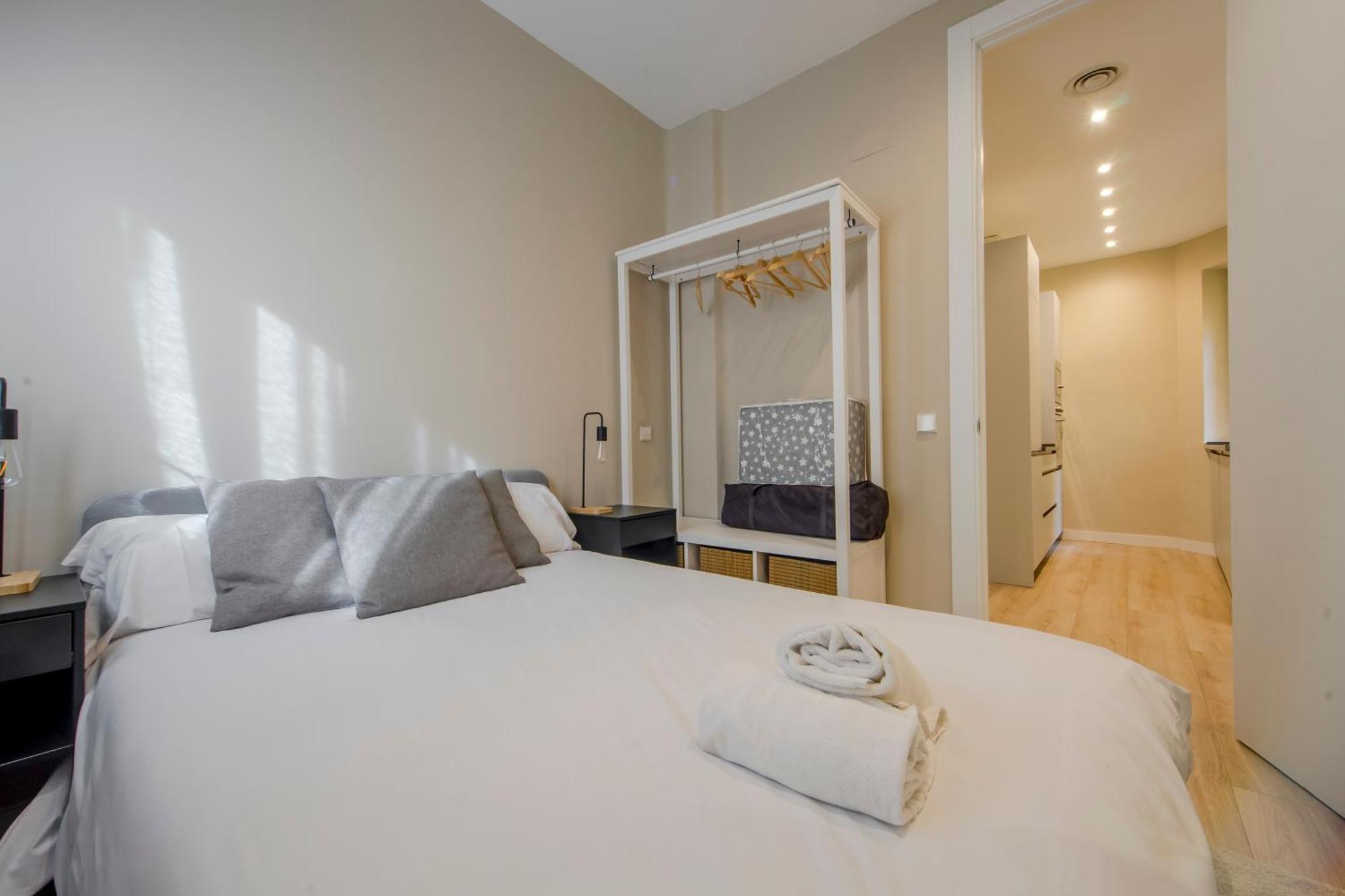 Downtown Apt Para 7Pax La Latina,Centro De 马德里 外观 照片